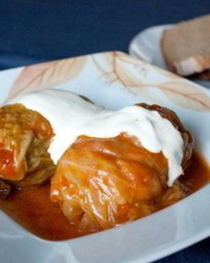 Голубцы с фаршем и рисом в мультиварке