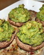 Фаршированные шампиньоны в сметане