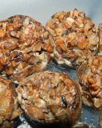 Фаршированные запеченные шампиньоны