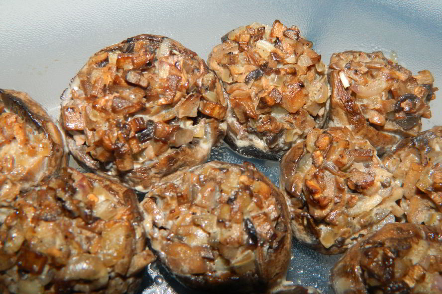 Рецепт фаршированных запеченных шампиньонов