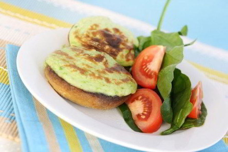 Рецепт грибных шляпок, фаршированных шпинатом и голубым сыром