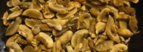 грибы в мультиварке в сметане. Шаг 5