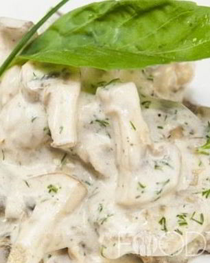 Грибы в сливочном соусе