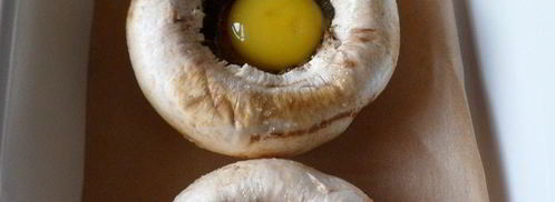 шампиньоны, фаршированные перепелиными яйцами. Шаг 6