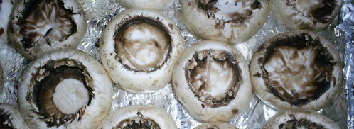 закусочные фаршированные шампиньоны. Шаг 4