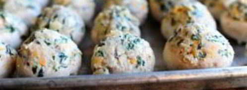 запеченные грибы, фаршированные сыром и шпинатом. Шаг 9