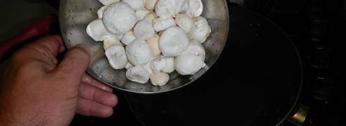 жареные грибы дождевики. Шаг 5