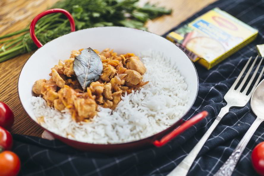 Рецепт гуляша из курицы с овощами