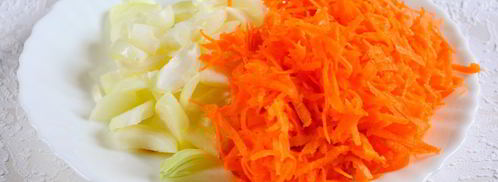 гуляш из курицы со сметаной. Шаг 4