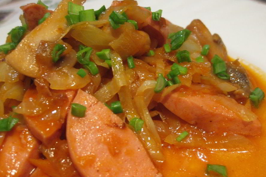 Рецепт гуляша из сосисок