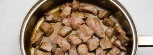 гуляш по-венгерски с фасолью. Шаг 3