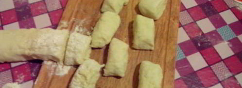 картофельные клецки в соусе с луком-пореем. Шаг 4