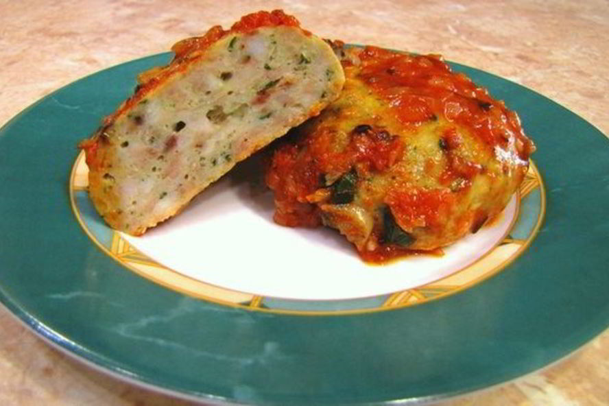 Рецепт котлет из судака и сазана в томатном соусе