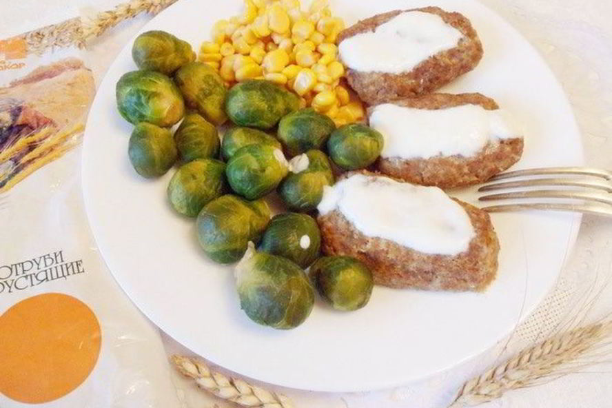 Рецепт паровых рыбных котлет с отрубями