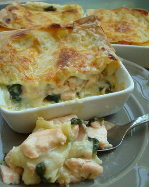 Лазанья с лососем и шпинатом