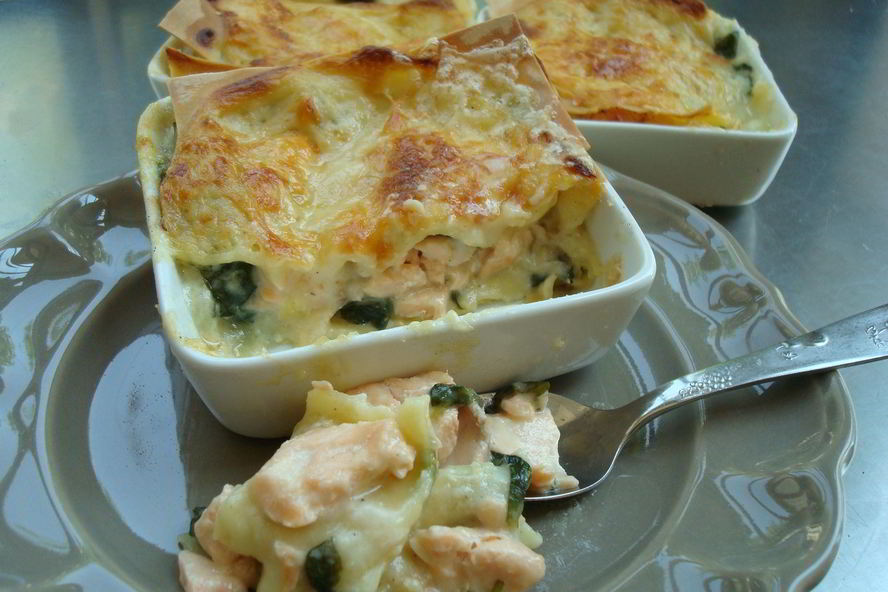 Рецепт лазаний с лососем и шпинатом