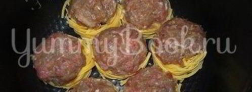 макароны гнезда с фаршем из мультиварки. Шаг 6