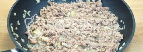 макароны с фаршем на сковороде. Шаг 4