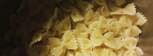 паста фарфалле в сырном соусе. Шаг 7