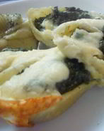 Паста Ракушки со шпинатом, рикоттой и кедровыми орешками