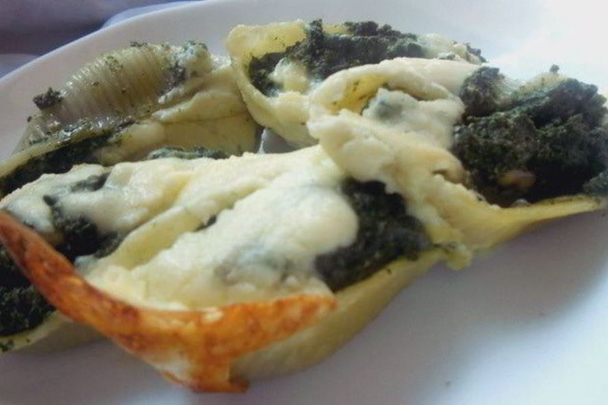 Рецепт пасты ракушки со шпинатом, рикоттой и кедровыми орешками