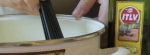 спагетти с чернилами каракатицы в сливочном соусе. Шаг 7