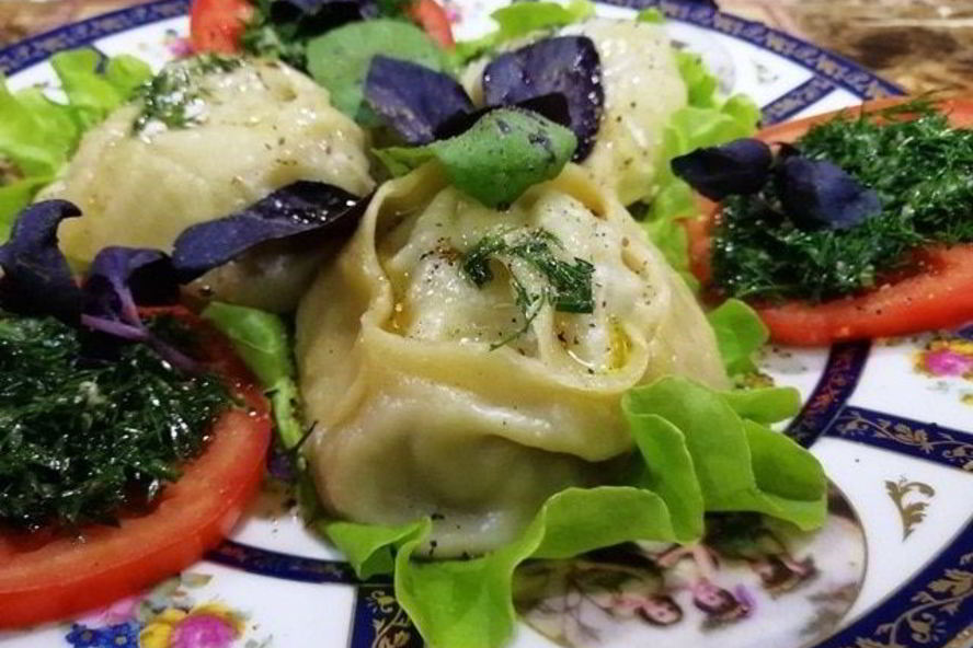 Рецепт сочных мантов со свининой и пекинской капустой