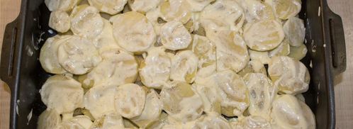 мясо по-французски классически в духовке с картошкой. Шаг 6