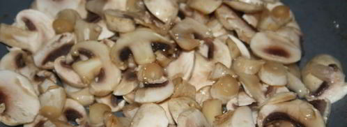 мясо по-французски с шампиньонами. Шаг 4