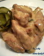 Говядина с солеными огурцами и медом