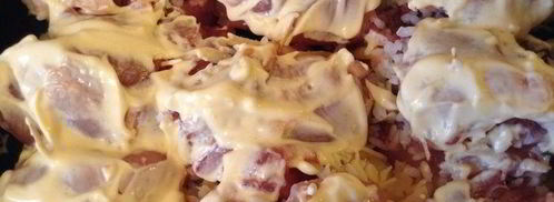 куриные бедрышки, фаршированные рисом, сыром и изюмом. Шаг 7