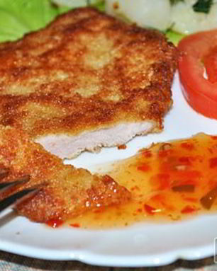 Свиные отбивные в сырной панировке