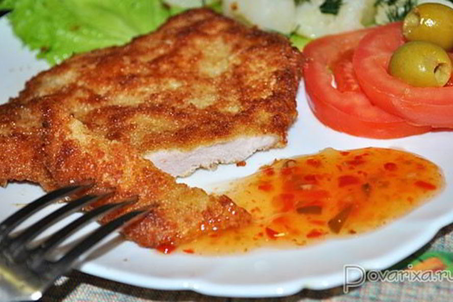 Рецепт свиных отбивных в сырной панировке