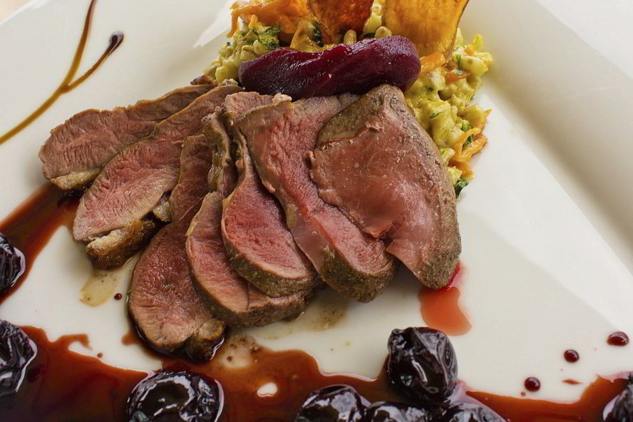 Рецепт утиной грудки с вишневым соусом