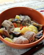 Желудки куриные, тушенные с картошкой