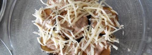 баклажаны и кабачки с сыром в микроволновке. Шаг 12