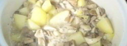 картошка тушеная с грибами и сметаной. Шаг 5