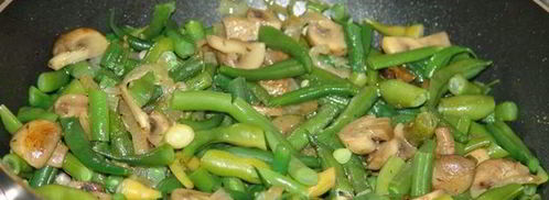 спаржевая фасоль с грибами. Шаг 7