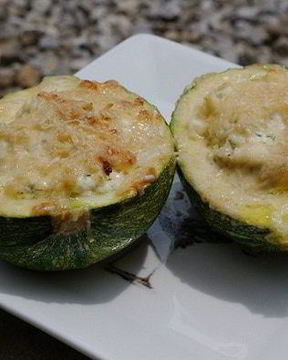Цукини, фаршированные творогом и сливочным сыром