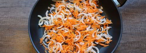 тушеные кабачки с фаршем и рисом. Шаг 4