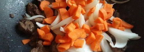 дал из красной чечевицы с куриной печенью. Шаг 4