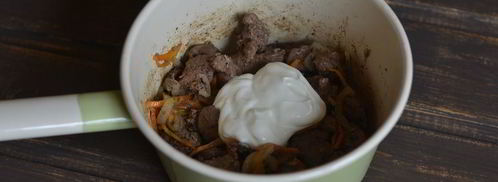 куриная печень в сметане. Шаг 7