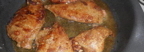 печень, тушеная в томатно-сметанном соусе. Шаг 4