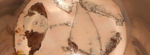 печень, тушеная в томатно-сметанном соусе. Шаг 6