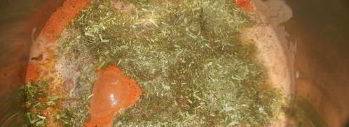 печень, тушеная в томатно-сметанном соусе. Шаг 8