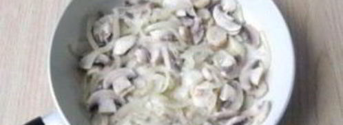 печень, тушенная с грибами. Шаг 3