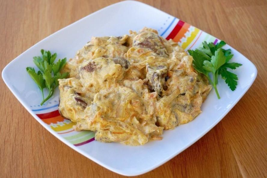 Рецепт утиной печени тушеной в сметане