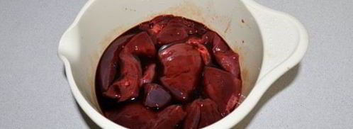 жареная печень, маринованная в соевом соусе. Шаг 3