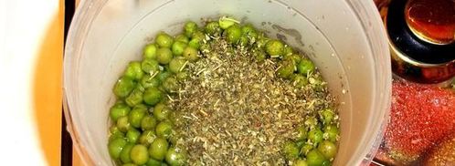 ароматное зеленое пельменное тесто. Шаг 3