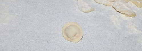 пельмени с фаршем и квашеной капустой. Шаг 9